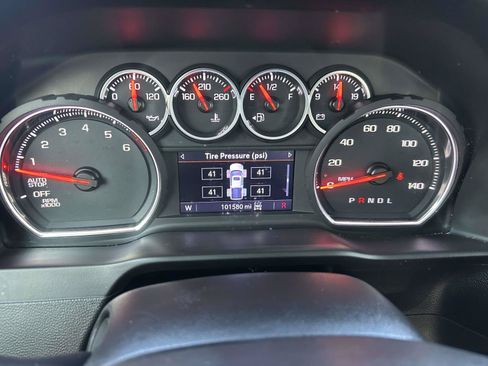 Used 2019 Chevrolet Silverado 1500 LT Trail Boss AWD/4WD image 25