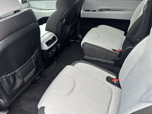 Used 2022 Hyundai Palisade SEL w/ Convenience Package image 9