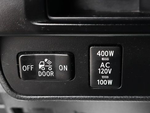 Used 2016 Toyota Tacoma TRD Off-Road w/ Towing Package image 20