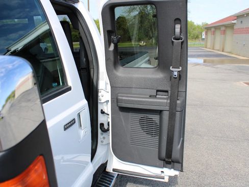 Used 2013 Ford F350 Lariat w/ Chrome Pkg AWD/4WD image 37