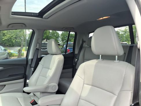 Used 2022 Honda Ridgeline RTL image 17