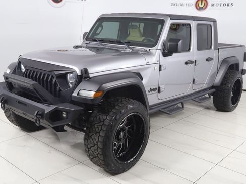 Used 2020 Jeep Gladiator Sport w/ Quick Order Package 24S image 23