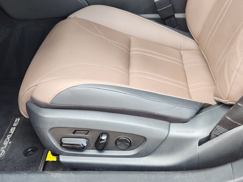 Certified 2023 Lexus ES 350 Ultra Luxury w/ Accessory Package (Z2) FWD image 23