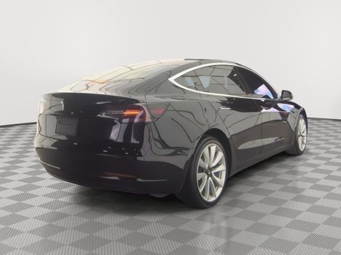 Used 2019 Tesla Model 3 Long Range RWD image 2