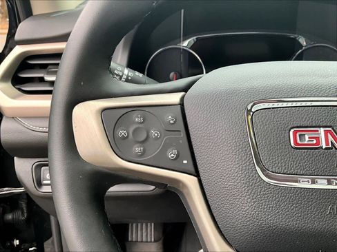 Used 2023 GMC Acadia Denali w/ Denali Ultimate Package image 24