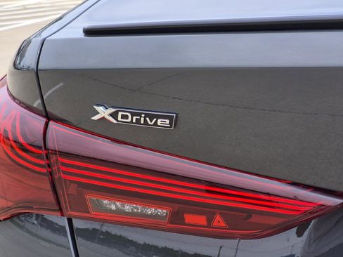 Certified 2025 BMW 430i xDrive Coupe w/ M Sport Package AWD/4WD image 10
