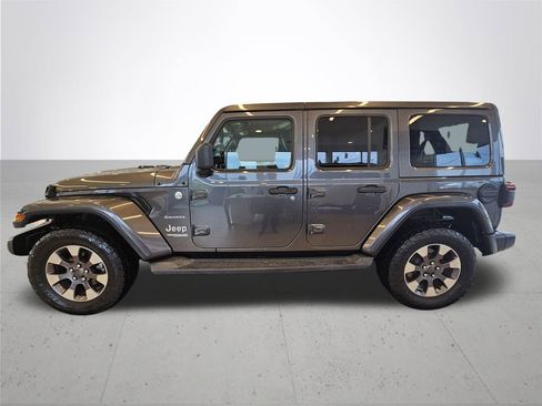 Used 2018 Jeep Wrangler Unlimited Sahara image 10