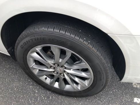 Used 2024 Buick Enclave Avenir w/ Avenir Technology Package FWD image 11