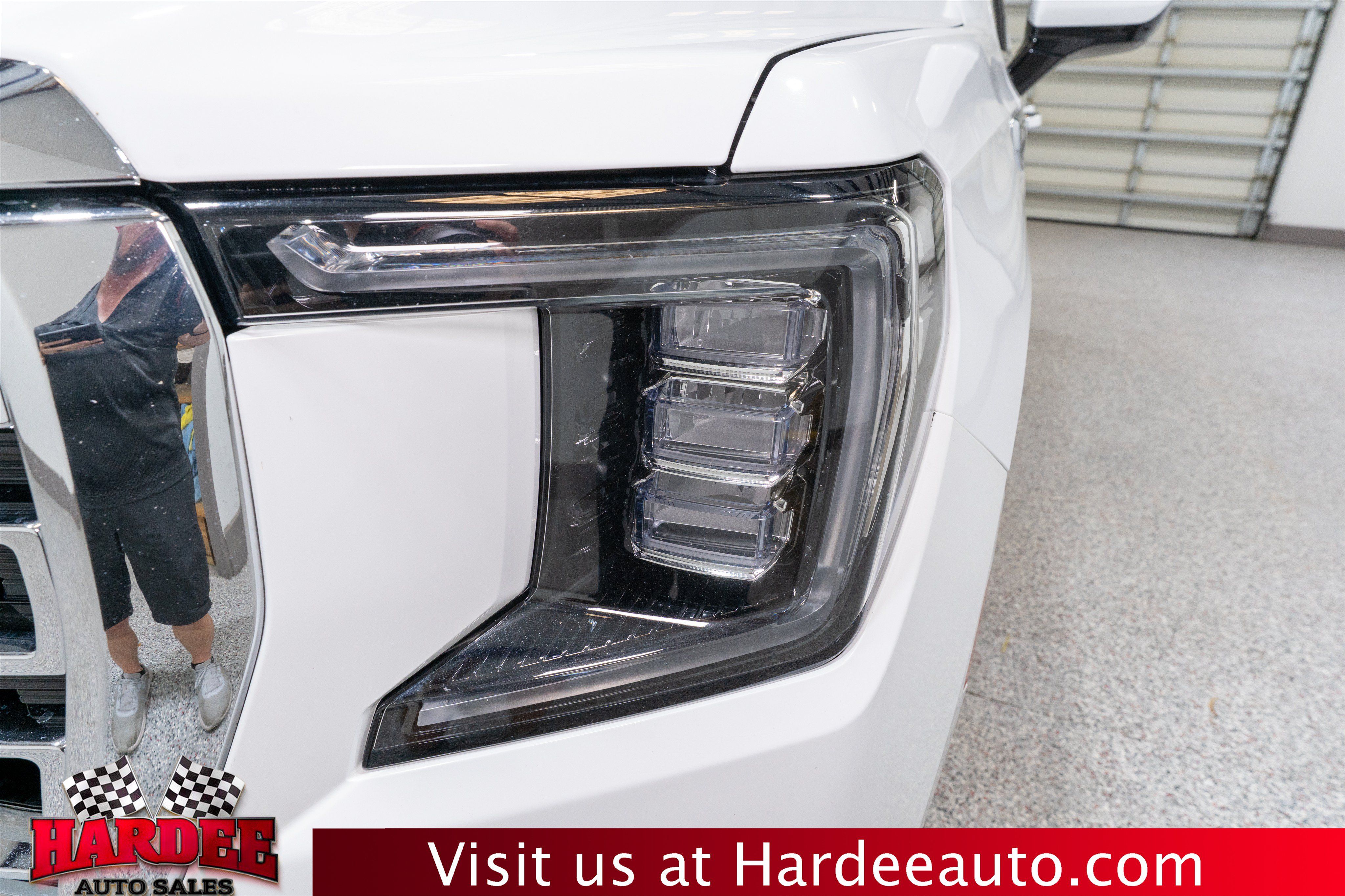 Used 2021 GMC Yukon XL SLT RWD image 8