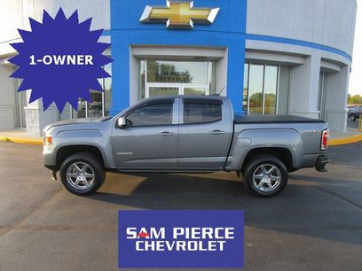 Used 2022 GMC Canyon Elevation w/ Elevation Premium Package