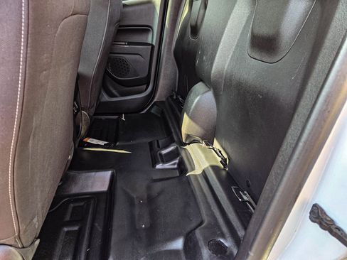 Certified 2022 Chevrolet Colorado LT w/ Fleet Safety Package image 32