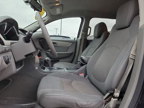 Used 2017 Chevrolet Traverse LS image 21