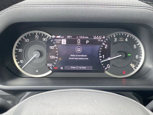 Used 2023 Land Rover Defender 110 X-Dynamic SE AWD/4WD image 22