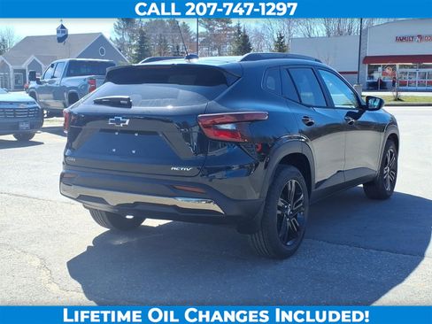 New 2026 Chevrolet Trax ACTIV FWD image 5