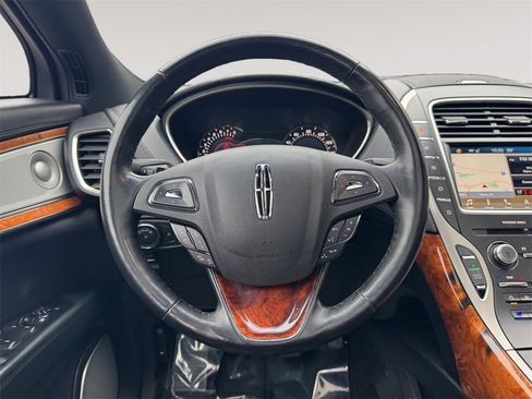 Used 2018 Lincoln MKX Reserve w/ Luxury Package image 12