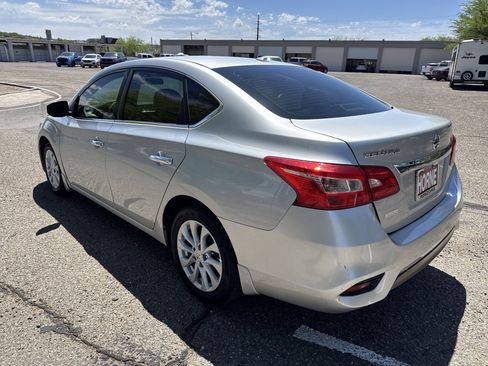 Used 2019 Nissan Sentra SV image 5