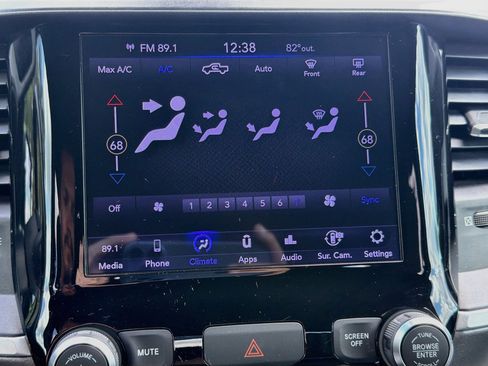 Used 2021 RAM 1500 Big Horn AWD/4WD image 32