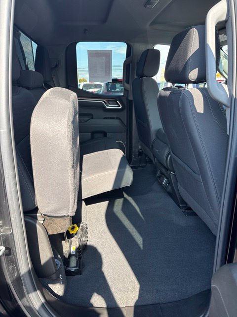 Used 2024 Chevrolet Silverado 1500 RST AWD/4WD image 19