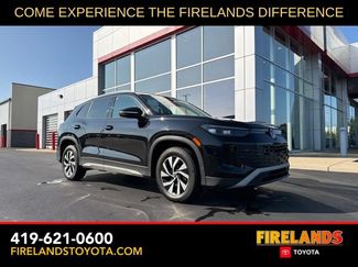 Used 2025 Volkswagen Tiguan S FWD video 1