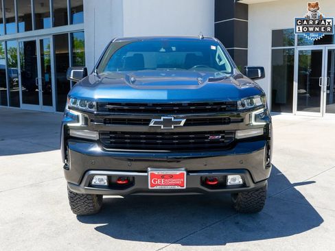 Used 2022 Chevrolet Silverado 1500 LT Trail Boss w/ Safety Package AWD/4WD image 2