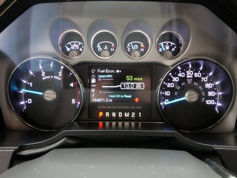 Used 2016 Ford F250 Platinum w/ FX4 Off-Road Package image 29