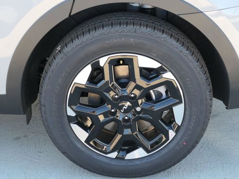 New 2026 Kia Sorento S image 8