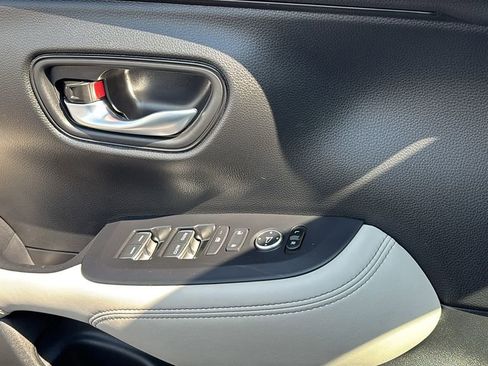 Certified 2025 Honda HR-V EX-L image 15