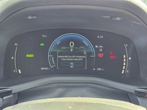 Certified 2025 Toyota Camry LE FWD image 27