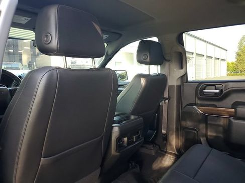 Used 2021 Chevrolet Silverado 1500 LT Trail Boss w/ Convenience Package II AWD/4WD image 11