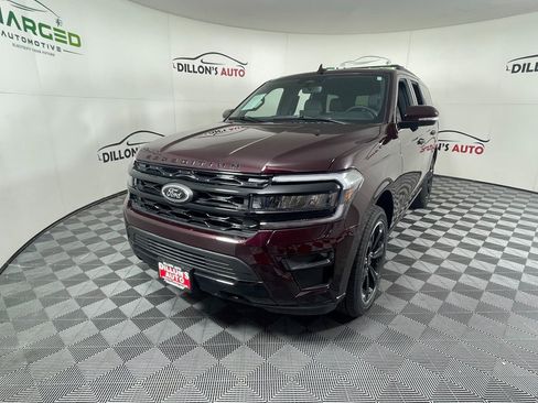 Used 2024 Ford Expedition Limited image 2