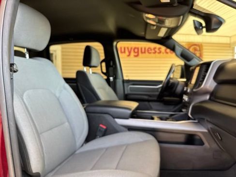Used 2022 RAM 1500 Big Horn AWD/4WD image 25