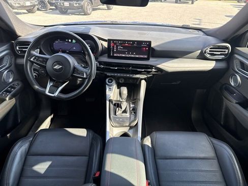 Used 2024 Dodge Hornet R/T Plus w/ Tech Pack Plus w/o Parking image 3