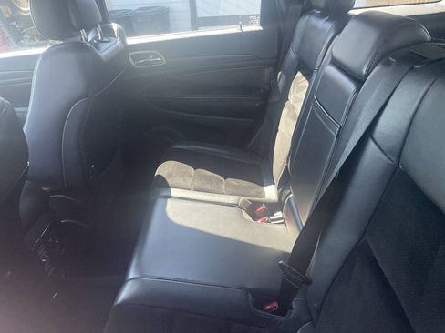 Used 2014 Jeep Grand Cherokee Altitude RWD image 6