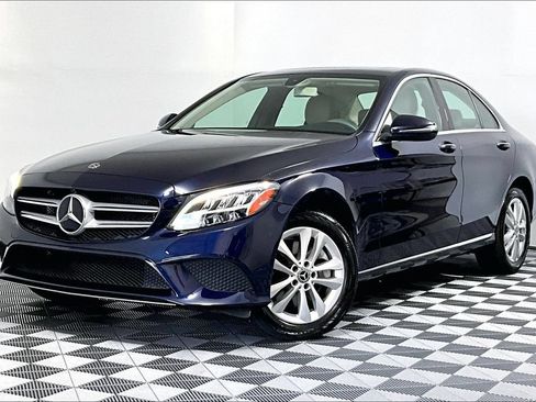 Used 2019 Mercedes-Benz C 300 4MATIC Sedan image 2