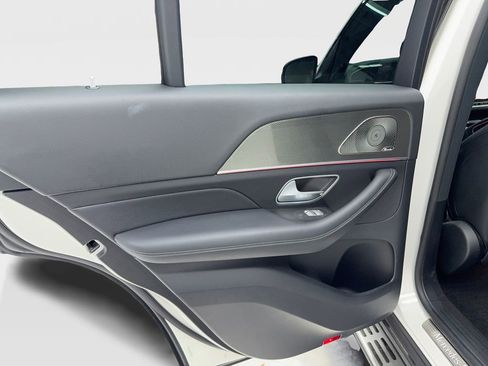 Used 2022 Mercedes-Benz GLE 350 w/ AMG Line Exterior image 39