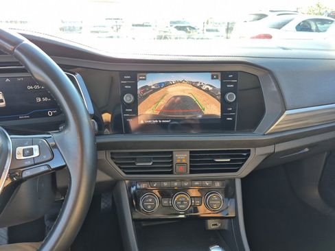 Used 2019 Volkswagen Jetta SEL FWD image 17