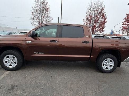Used 2017 Toyota Tundra SR5 image 7