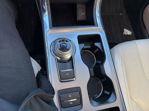 Certified 2022 Ford Edge Titanium w/ Equipment Group 301A image 27