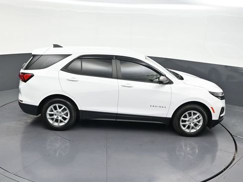 Used 2024 Chevrolet Equinox LS FWD image 22