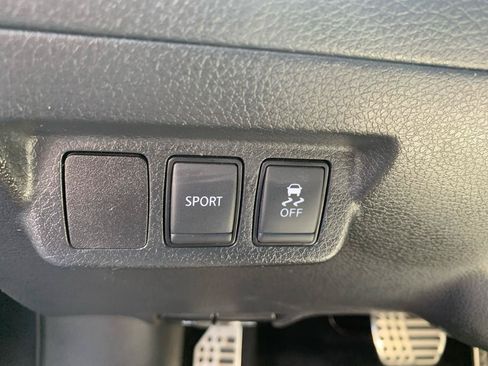 Used 2019 Nissan Sentra SR FWD image 19
