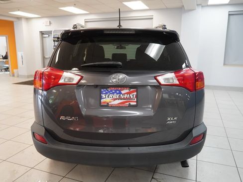Used 2015 Toyota RAV4 XLE AWD/4WD image 8