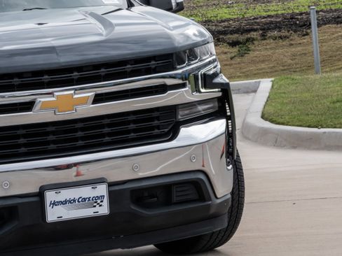 Used 2020 Chevrolet Silverado 1500 LT w/ Texas Edition image 7