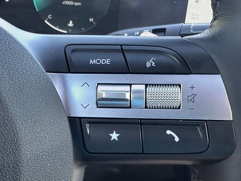 Certified 2025 Hyundai Santa Cruz Limited image 28