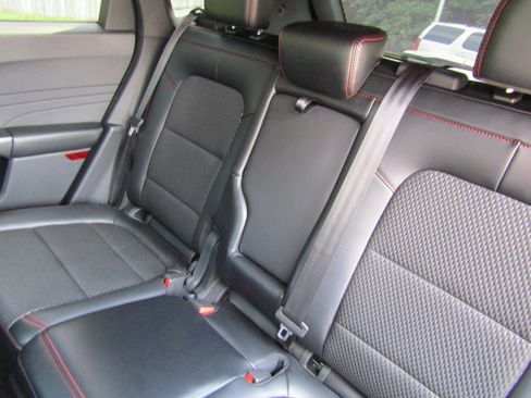 Used 2024 Ford Escape ST-Line w/ Tech Pack #1 AWD/4WD image 33