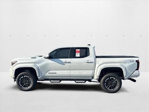 New 2025 Toyota Tacoma TRD Sport image 5