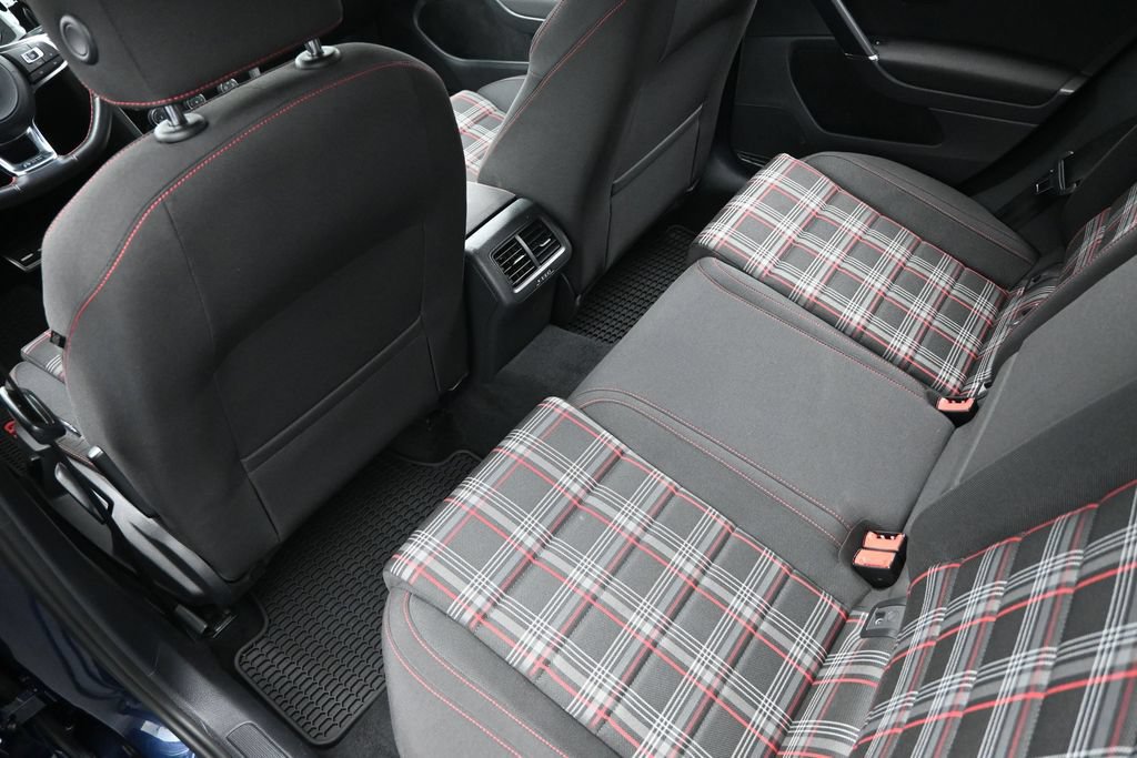 Used 2018 Volkswagen GTI S FWD image 17