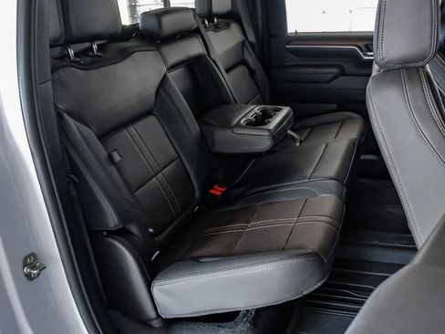 Used 2025 Chevrolet Silverado 3500 High Country w/ High Country Premium Package image 33