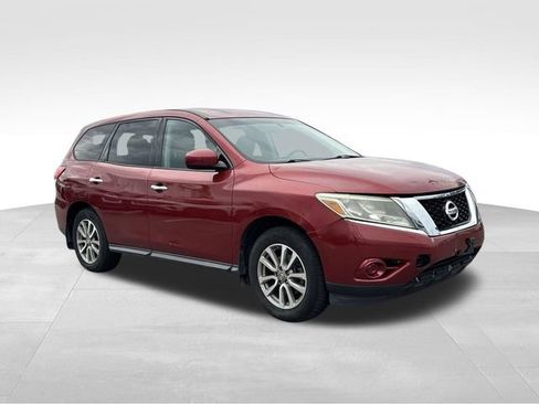 Used 2014 Nissan Pathfinder S AWD/4WD image 7