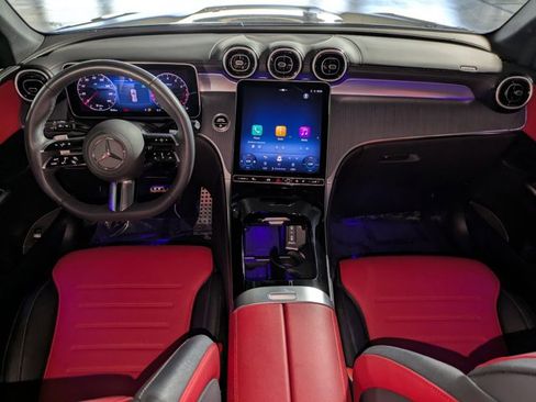 Certified 2025 Mercedes-Benz GLC 300 image 18