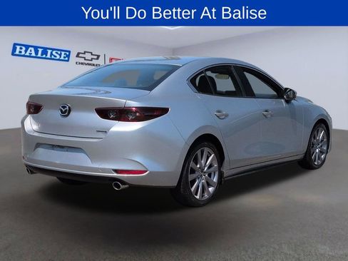 Used 2020 MAZDA MAZDA3 Sedan w/ Select Package FWD image 3